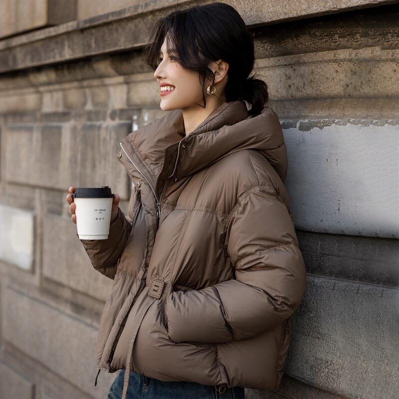 

Жіноча елегантна пухова куртка MokaNa з довгим рукавом M