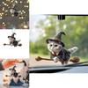 Minimalistischer Acryl-Autoanhänger mit flacher Oberfläche und magischem Katze-auf-Besen-Design zur Dekoration des Autoinnenraums