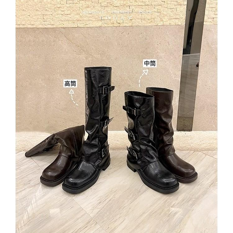 [Factory Making Goods] Retro 2025 Spring and Autumn New Fashionable Belt Buckle Square Round Head Pleated Medium Tube Martin Boots