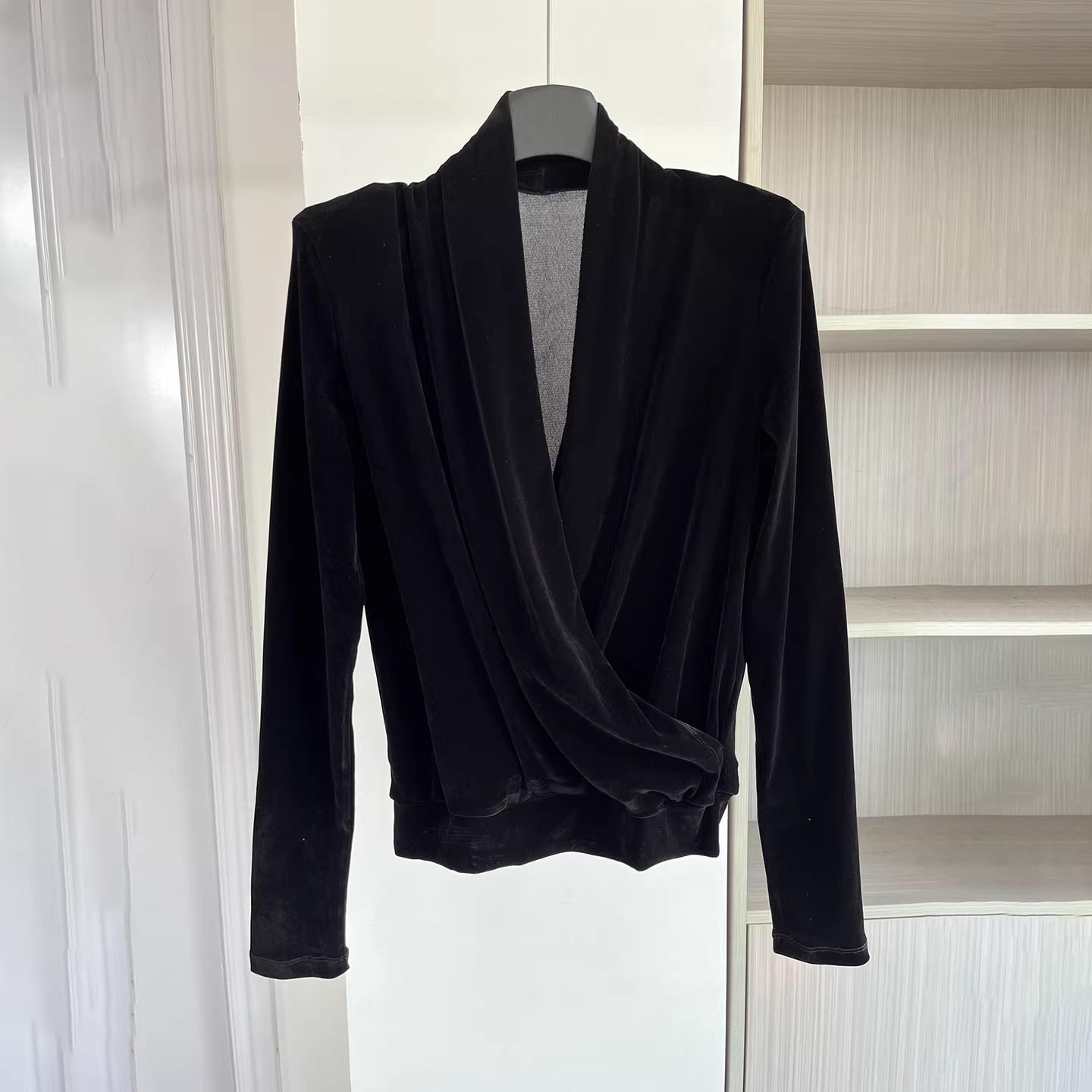 

Velvet V-neck Crossover Long-Sleeve Women s Top - Autumn/Winter Slimming Versatile Layer Small чёрный
