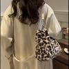 Leopard Pattern Travel Warm Plush Shoulder Bag Women Large Capacity Chain Decor Tote Bag Vintage Soft Faux Fur Top Handle Handbag