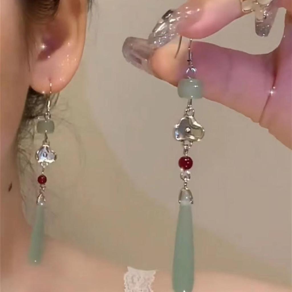 Song Dynasty ethnic style fringed earrings tide cold earrings ancient style cheongsam Hanfu earrings
