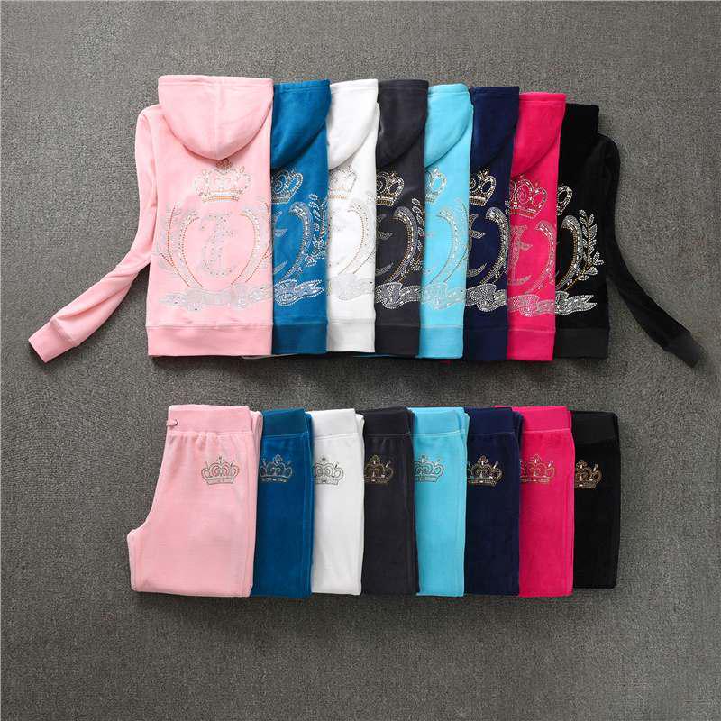 Luxurious Women's Velvet Hooded Two-Piece Sportswear Set - Loose Leg, Hot Drill. Perfect for Spring & Autumn.