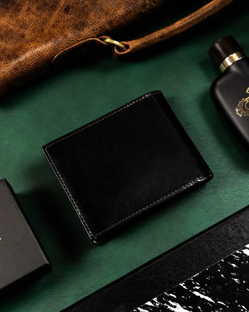 Elegant Men's Leather Wallet Without External Clasp - Rovicky