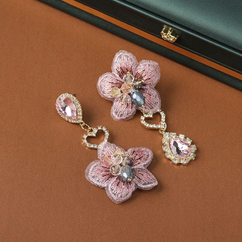 Exquisite Flower Drop Earrings Crystal Vintage Earrings Fashion Flower Rhinestone Earrings  Party