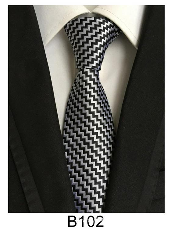 Cravate homme en soie et polyester faite main – Décontractée, formelle ou professionnelle