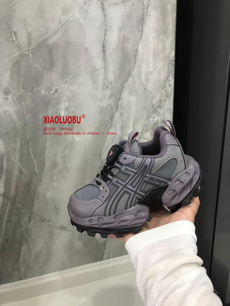 Zapatillas Retro tipo "Dad Shoes" para Niños Otoño/Invierno 2025: Zapatillas de Running Modernas y Ligeras para Niños y Niñas con Comodidad Adicional de Algodón.