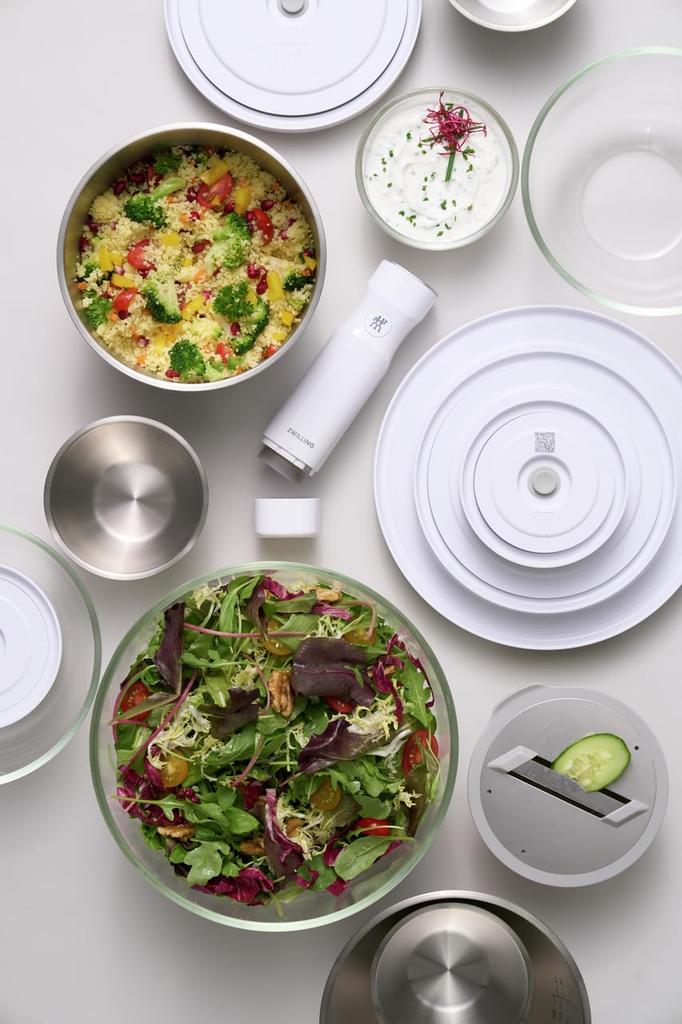 ZWILLING Fresh Save Vacuum Storage Stainless with Airtight Vacuum Storage Container Japanese Fresh Save & Bowl, Medium, 18cm, Steel, Lid, [Official