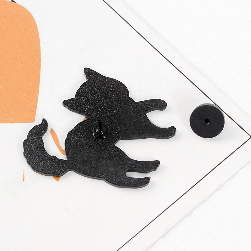 Creative Cartoon Personality Skull Cat Brooch Adorable Animal Style Pin For Everyone