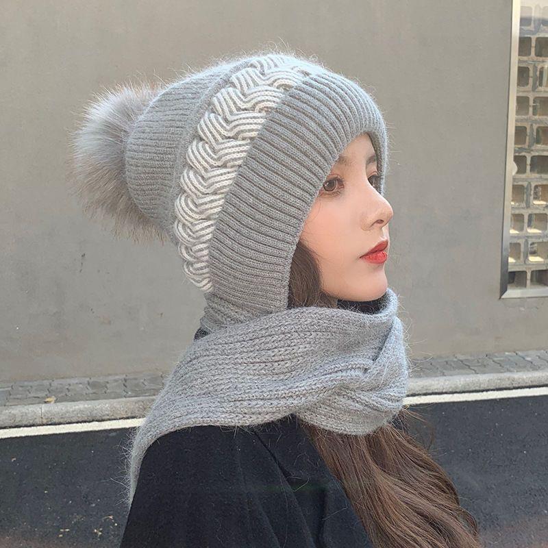 Women's Korean-Style Velvet Knit Hat & Scarf Set - Warm, Versatile, with Ear Protection for Autumn and Winter.