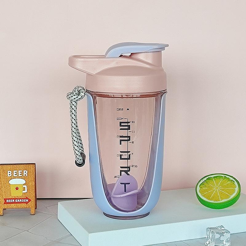 590ML Shaker Bottle Plastic Durable Stirring Ball Fast Mix Leakproof Protein Powder Gym Bodybuilding protein Milkshake gift mug