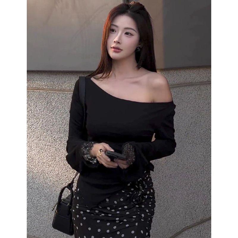 

Korean Socialite Asymmetrical Off-Shoulder Lace Top & Polka Dot Slit Skirt Set for Women 2026 4XL (145-160 lbs)