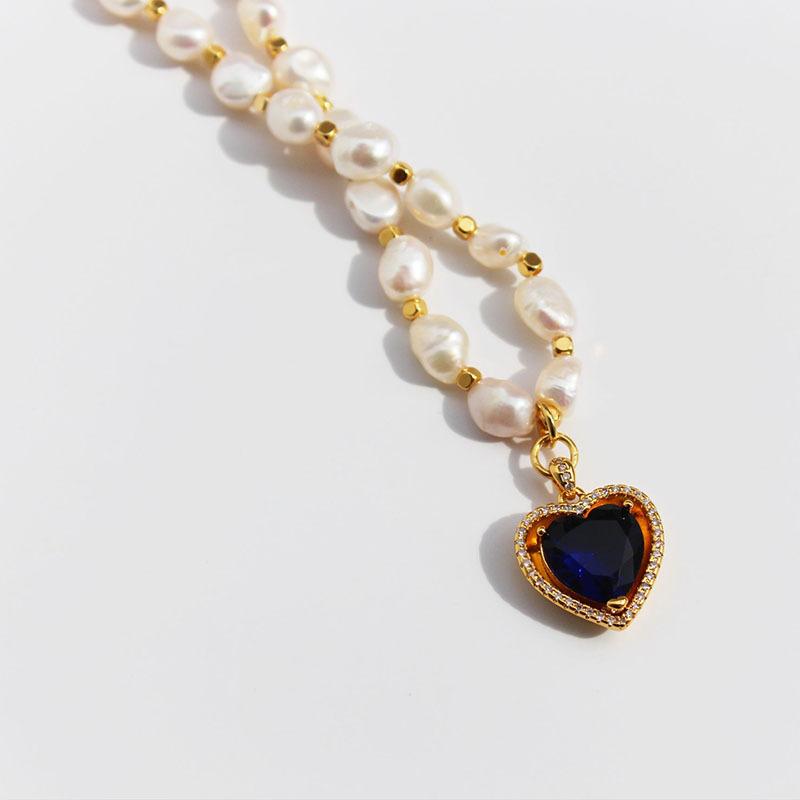 French Vintage Vintage Vintage Vintage Elegant Freshwater Pearl Red Love Necklace Peach Heart Zircon Tide