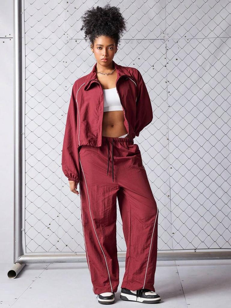 Damski Czarny Dwuczęściowy Zestaw w Paski z Wysokim Dekoltem Długim Rękawem Crop Top i Szerokie Spodnie