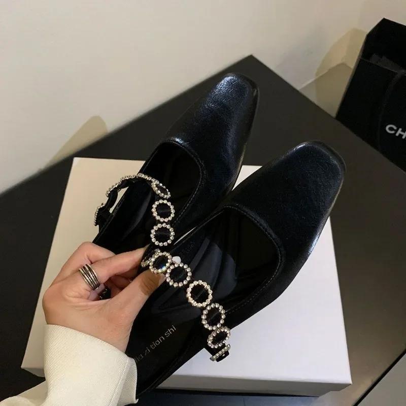 Fashion Luxury Crystal Women Slippers Pointed Toe Shallow Elegant Flats Shoes 2025 Spring Trend Designer Dress Party Sandalias De Mujer