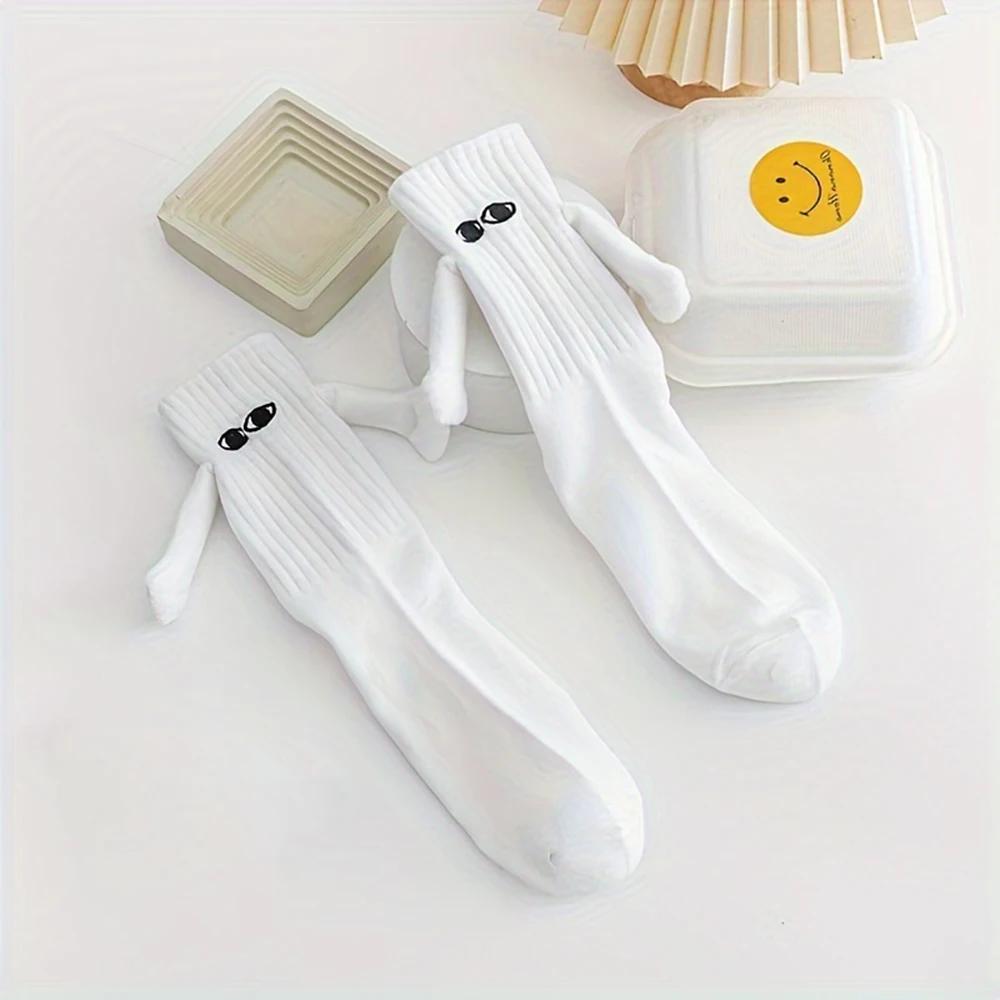 2/4 Pairs Magnetic Socks With Hands Women Men Fashion Black White Funny Cute Cartoon Eyes Couple Mid Tube Socks For Gifts