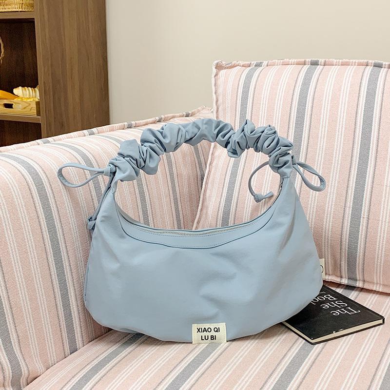 Niche messenger bag women's 2025 new versatile pleated dumpling bag casual loose large capacity armpit bag