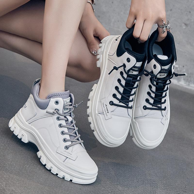 Short boots women's spring and autumn velvet Martin boots women's single boots casual sports shoes high-top little white women's shoes tide