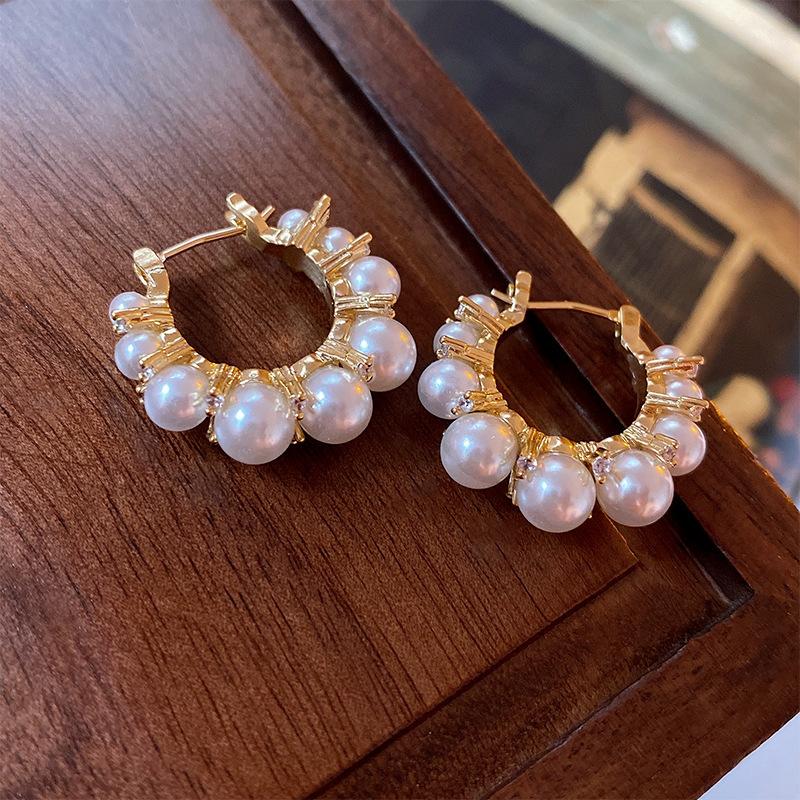 Silver Needle Diamond Pearl C-Shaped Earrings French Retro Premium Temperament Earrings Personality Light Luxury Earrings Women