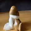 Creative Girl Holding Dog, Light Luxury Desktop Decoration, Resin Handicrafts, Home Decoration Gifts