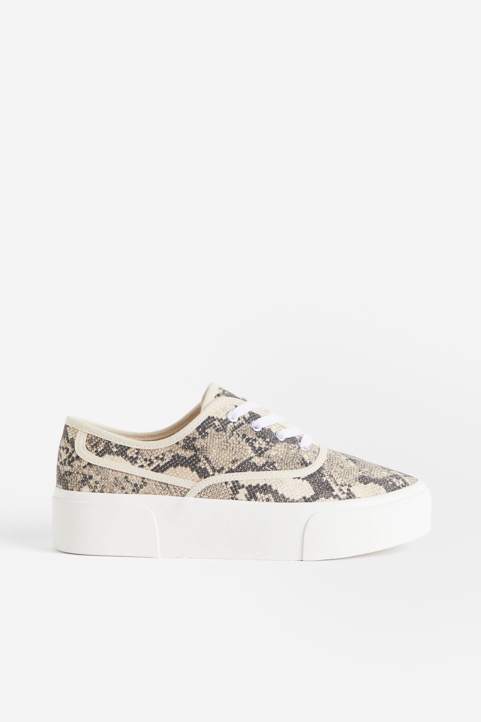 

Chunky trainers