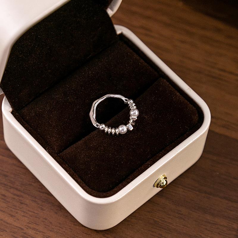 Simple Irregular Broken Silver Pearl Ring, Fashionable High-End Elastic Rope Finger Ring Commuter Ring