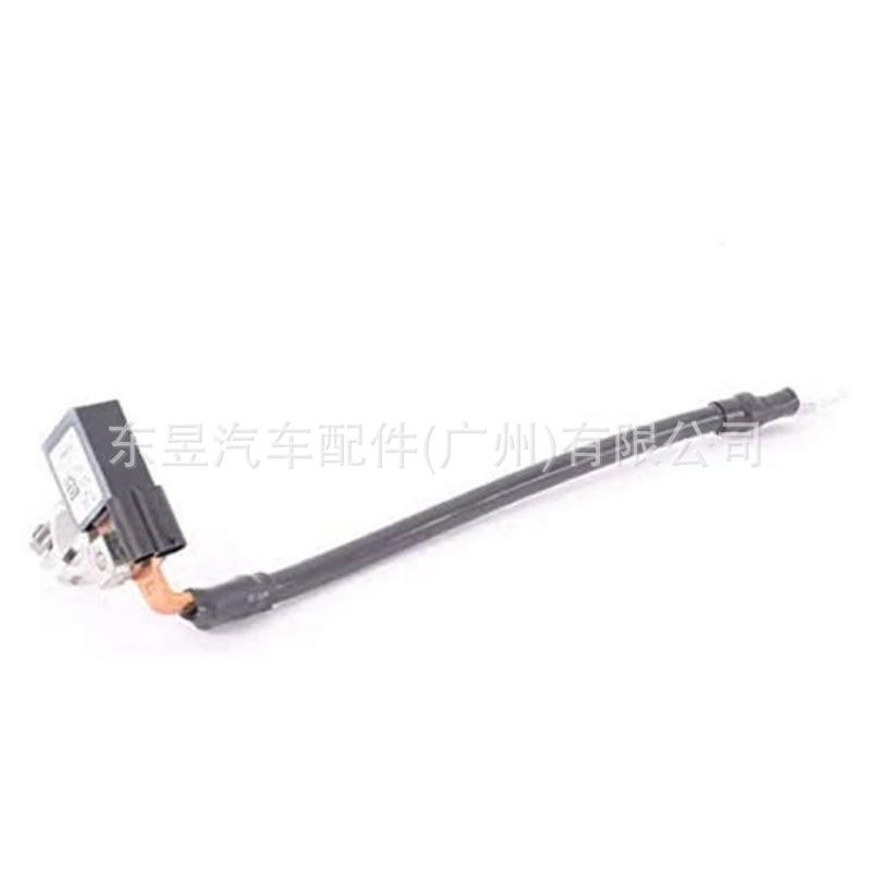 

Compatible Mercedes W204 Negative Battery Cable & Sensor A0009052702 A2045421118 Che Fei Li