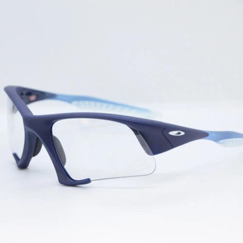 

Oakley Suchure Jacket OO9532 09, OAKLEY SUTURE JACKET Photochromic Sunglasses