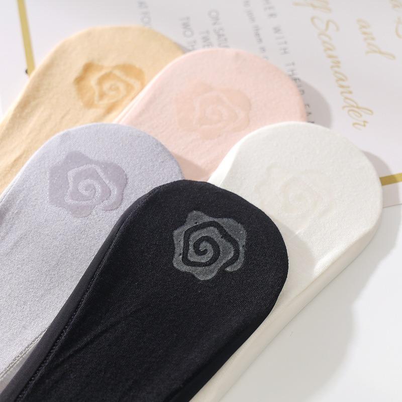 5 Pairs of Women's Summer Thin Style Ice Silk Solid Color Light Mouth Invisible Socks