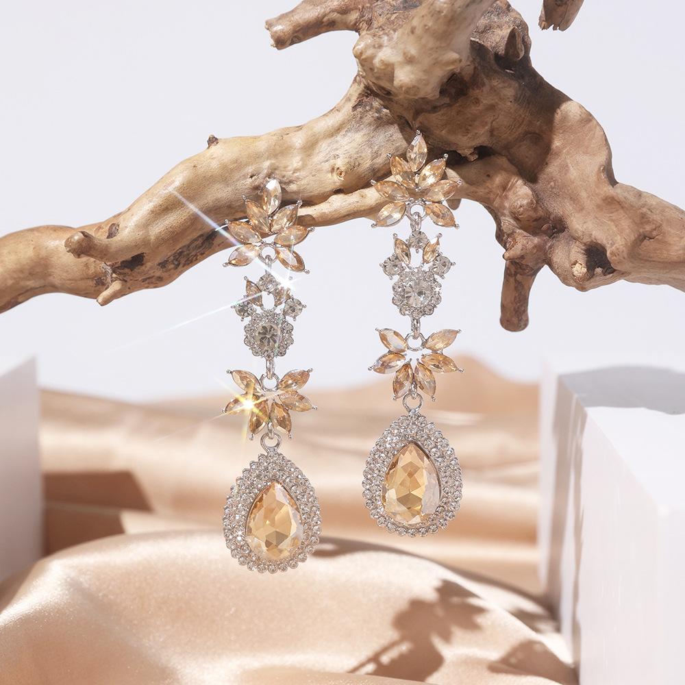 Wedding Bridal Earrings Women's Fashion Long Flower-style Teardrop Dangle Earrings