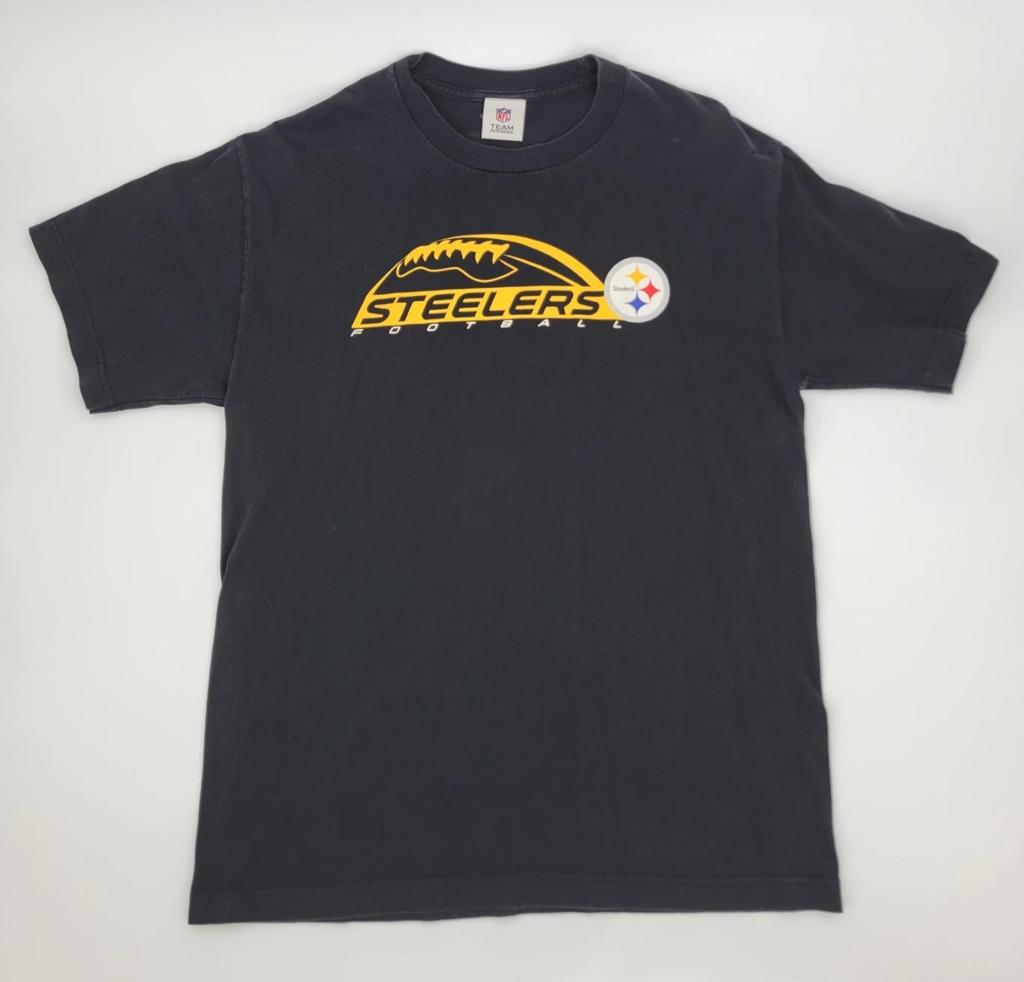 NFL Team Apperal Steelers Football T Shirt Large 100% Cotton Y2K