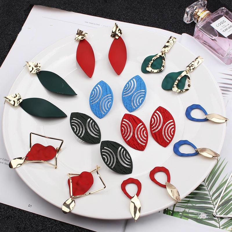 Orecchini Statement Vintage Retrò 2019 Bianchi Geometrici Lunghi Pendenti per Donne Matrimonio Festa Regalo di Natale Ingrosso