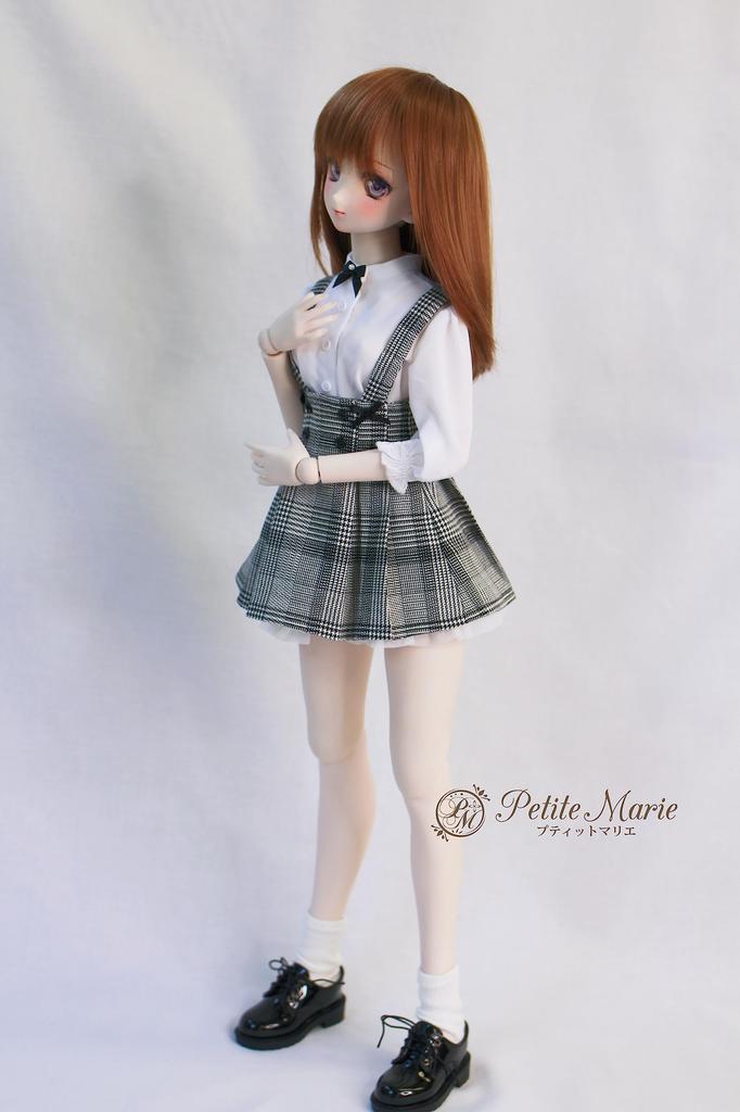 DD Compatible Jumper Skirt with Black Ribbon White Blouse 2 Piece Set Black and White Check British Glen Check Jeans Skirt 60cm Doll BJD Doll Clothes