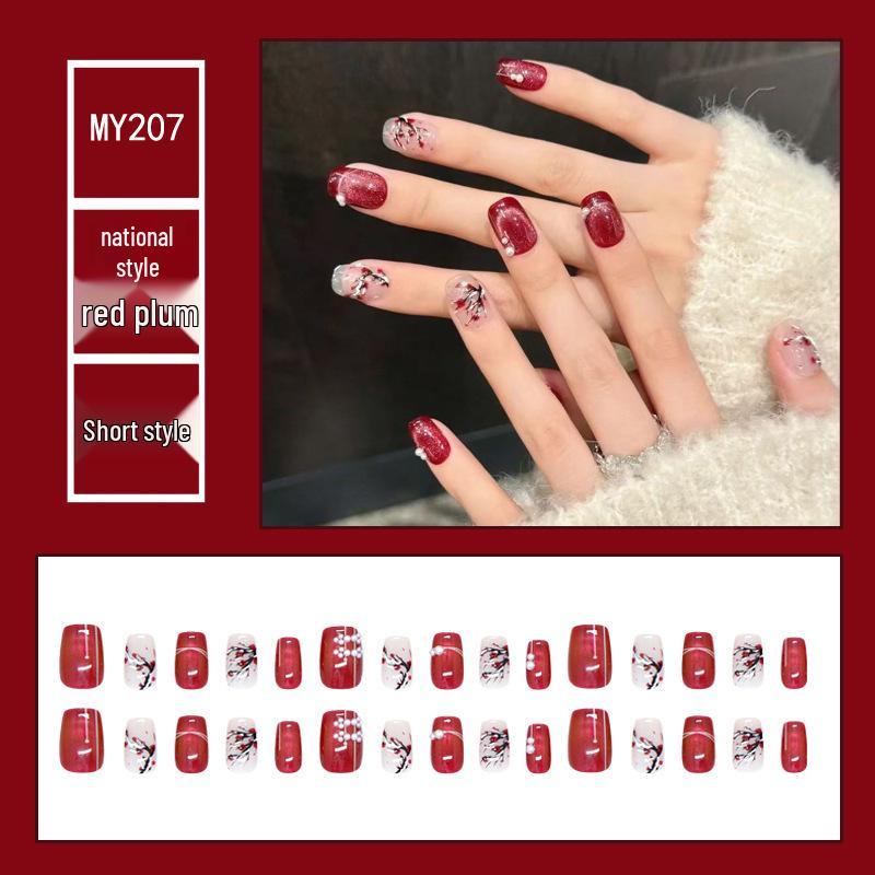Chasing Light Cat's Eye Crystal Nails: Handmade, Detachable, Flash Diamond Design for Trendy, Stylish Looks.