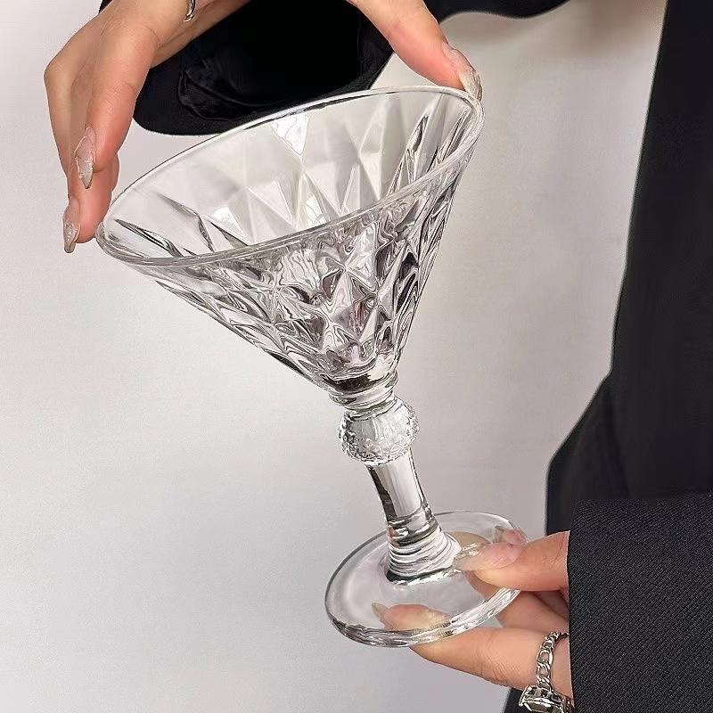 European Vintage Relief Goblet Diamond Engraved Glass Highball for Champagne Wine Martini Red Wine