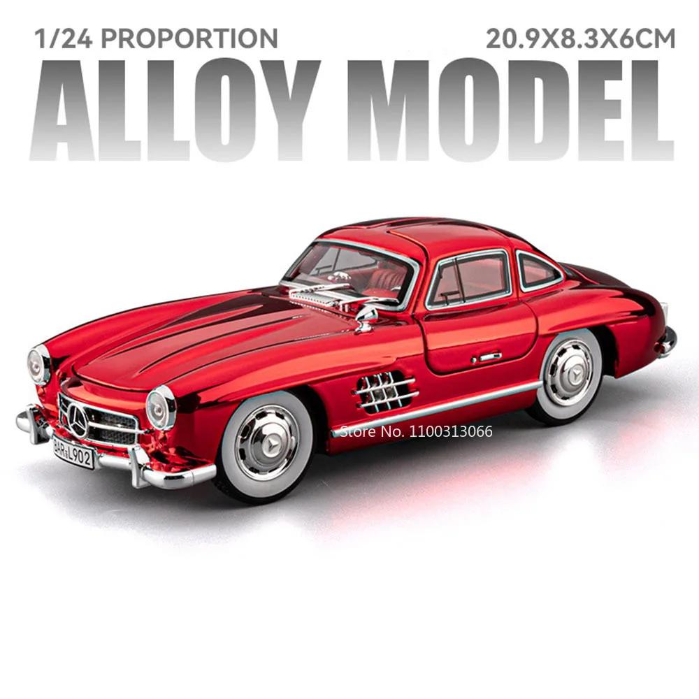 1:24 500K 300SL Cars Toys Models with Pull Back Light Sound Vehicle Doors Opened Miniature Vintage Car Kids Children's Day Gifts