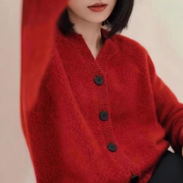 Women's Zodiac Red Cashmere Cardigan - Thick Round Neck, Chinese Style for Autumn/Winter