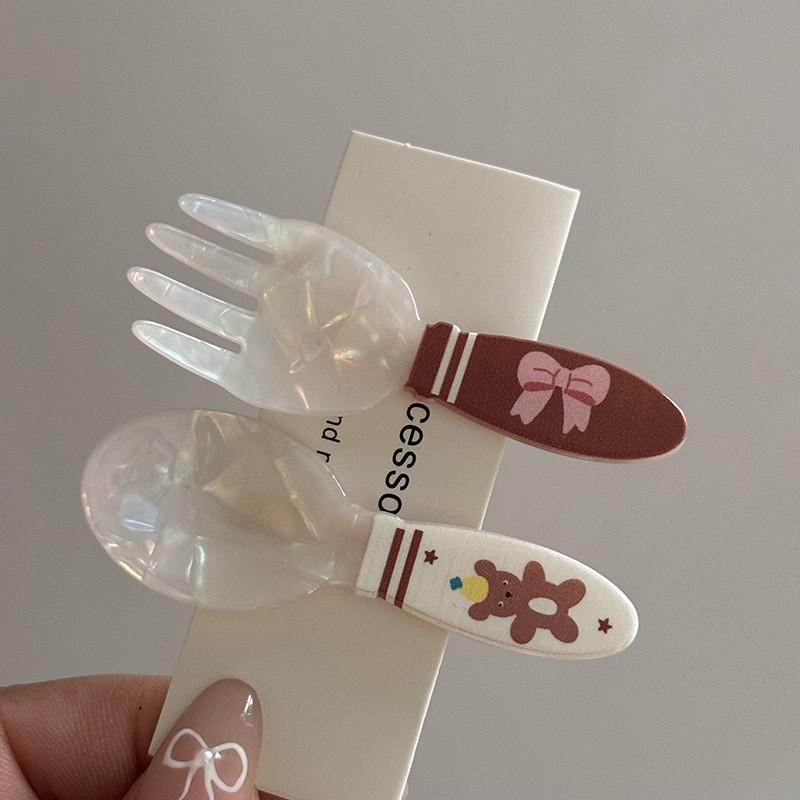 Set of 2 Cute Floral and Polka Dot Duckbill Hair Clips