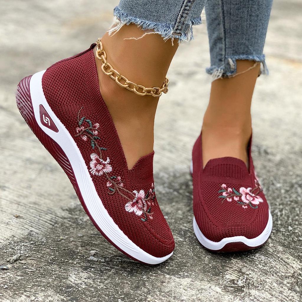 Women's Retro Ethnic Fly-Knit Embroidered Flats - Breathable Spring/Summer Comfort