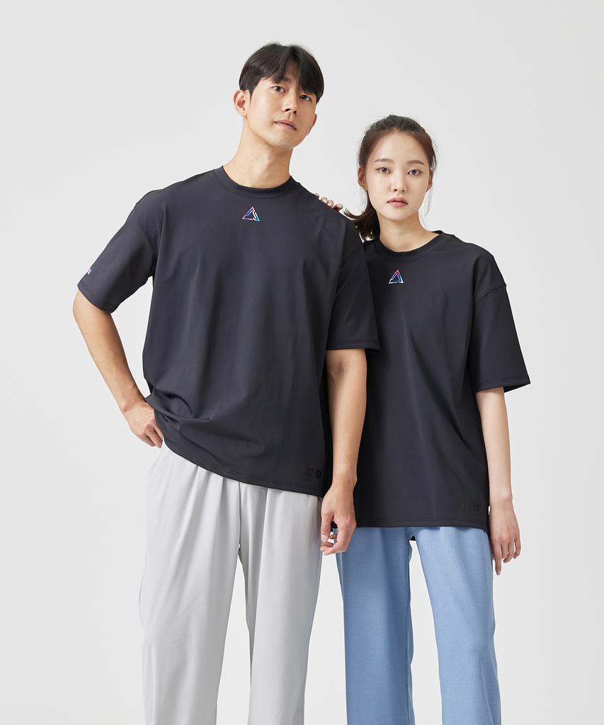 Osyeontegeu Simple Logo Short Sleeve T-Shirt Rash Guard Oce-Tex Black