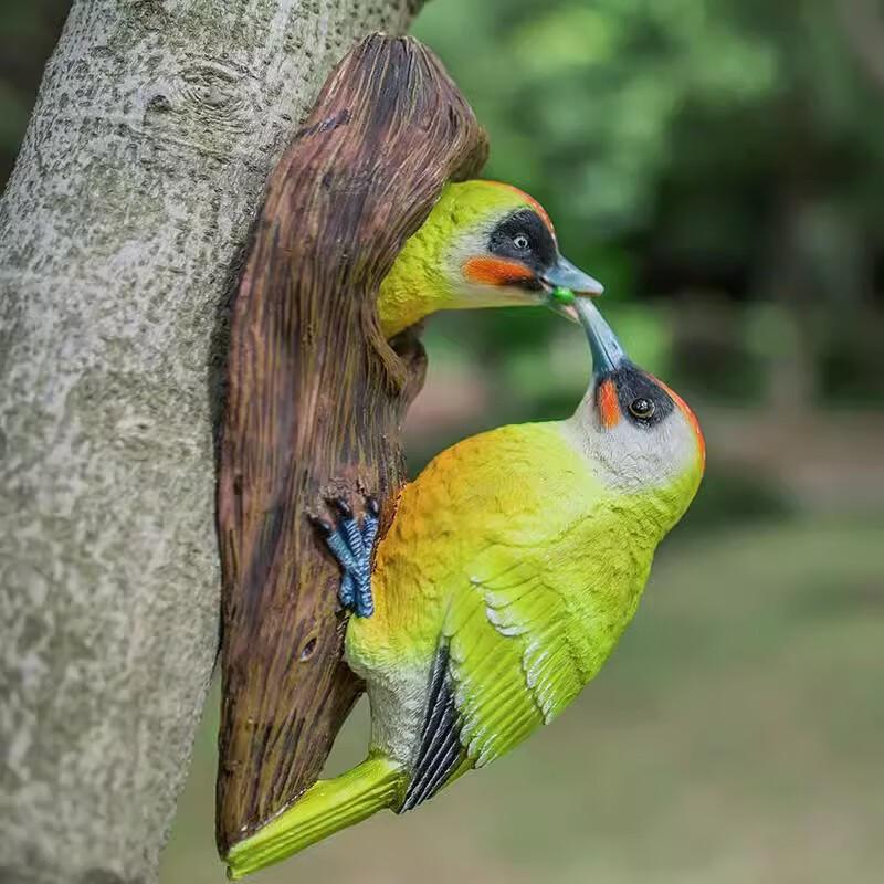 JNL Outdoor Resin Bird & Woodpecker Sculptures