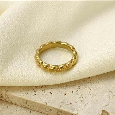 Französischer Leichter Luxus Mode Geometrischer Ring 316L Edelstahl Brotmuster Titanstahl Hand Schmuck Mädchen