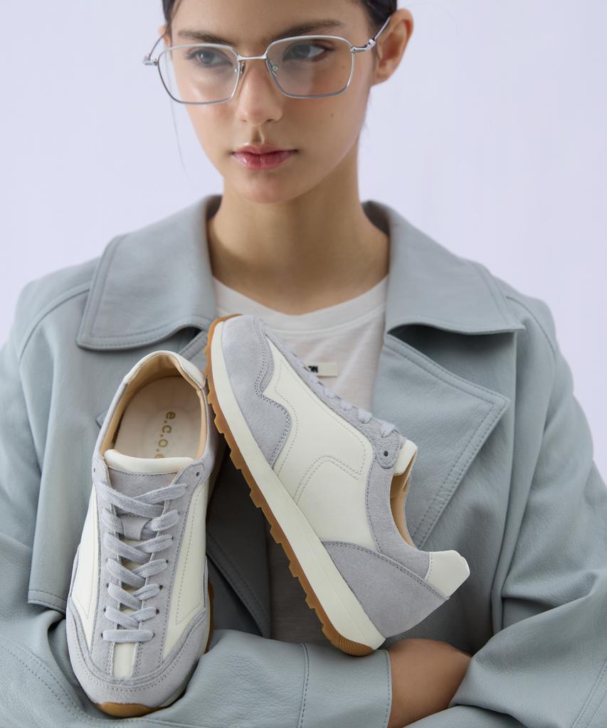 Ecoe 26 E.C.O.E Archive Sneaker - Light Gray