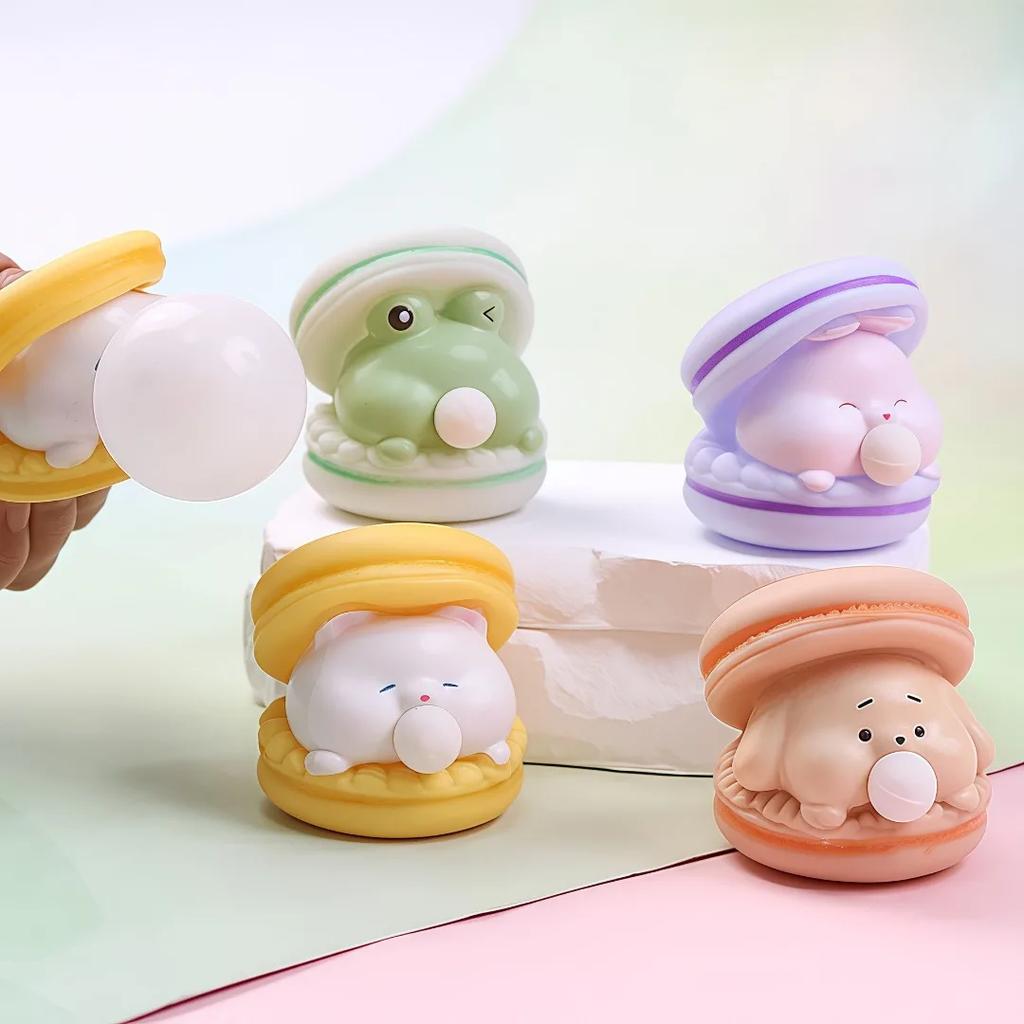 Cartoon Macaron Burger Squeeze Toy - Cute Animal Spit Bubble Squishy Stressrelief Fidget Toy Funny Vent Desktop Ornament Gift