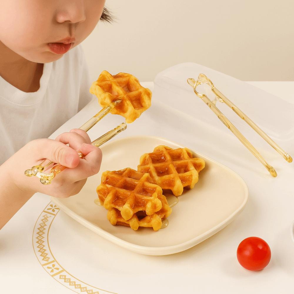 2pcs/set Anti Slip Training Chopsticks Food Grade with Storage Box Kids Chopsticks Bear Shape High Temperature Resistance