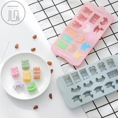 15 Even Cubs Rocking Horse Car Pattern Chocolate Silicone Mold Handmade Diy Biscuit Mold