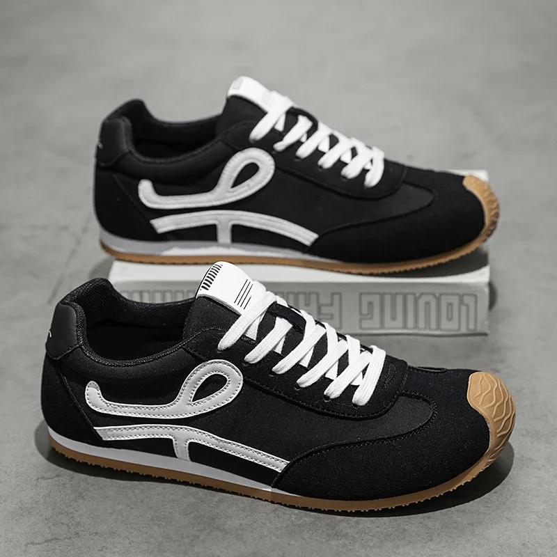 

Summer Breathable Men Casual Sport Shoes Striped Flat Skate Shoes Street Cool Slip-on Sneaker 45 чорний