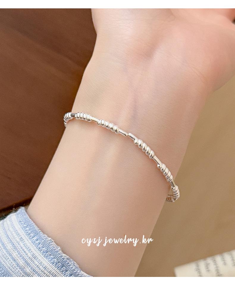 Cui Yan S925 Sterling Silver Korean Twist Bracelet for Women - Simple, Versatile, Open Cuff Design.