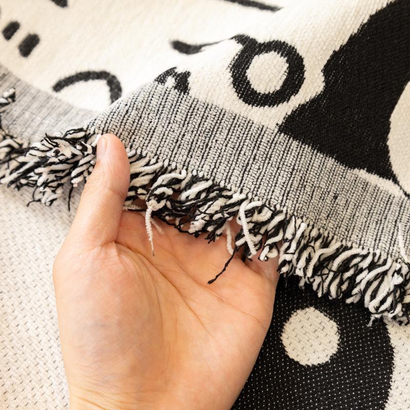 Cartoon Anime Chenille Sofa All-inclusive Cover Towel for All Seasons Thickened Dustproof and Cat Scratchproof Sofa Towel Blanket