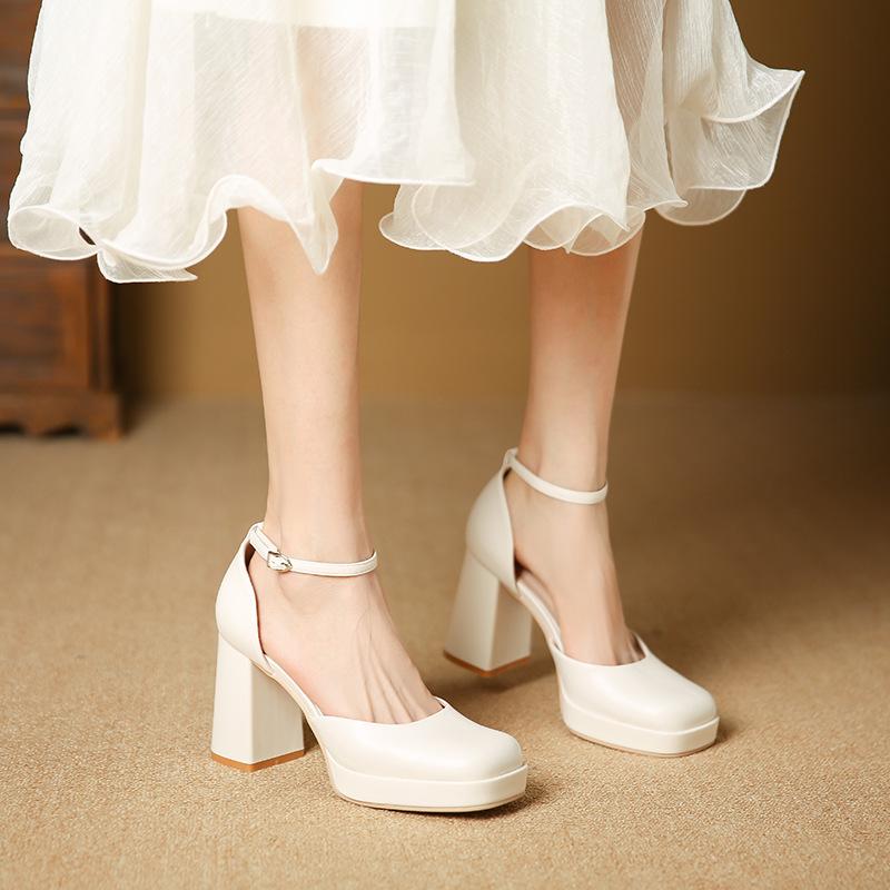 3359-1 Temperament Muse waterproof table square head hollow high heels women's new fashion word with thick heel single shoes
